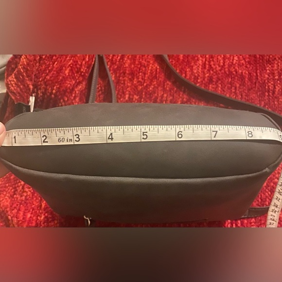 Nicole Miller crossbody - Picture 5 of 7